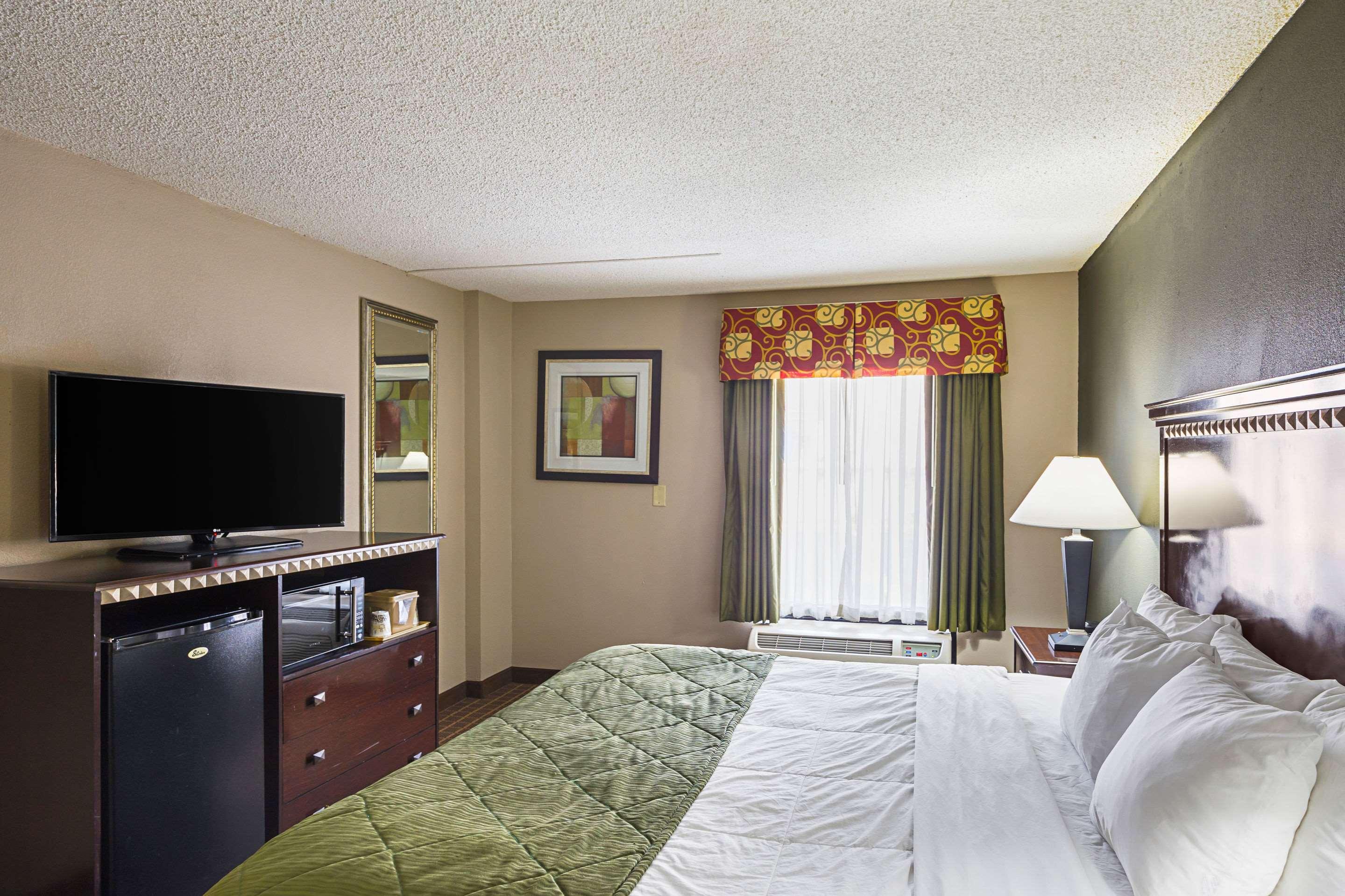 Quality Inn & Suites Greenville - Haywood Mall Ngoại thất bức ảnh