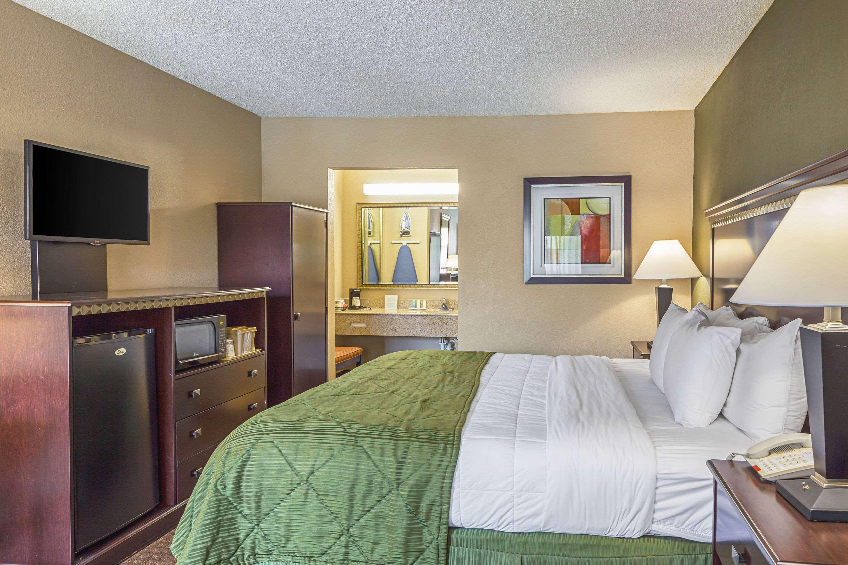 Quality Inn & Suites Greenville - Haywood Mall Ngoại thất bức ảnh
