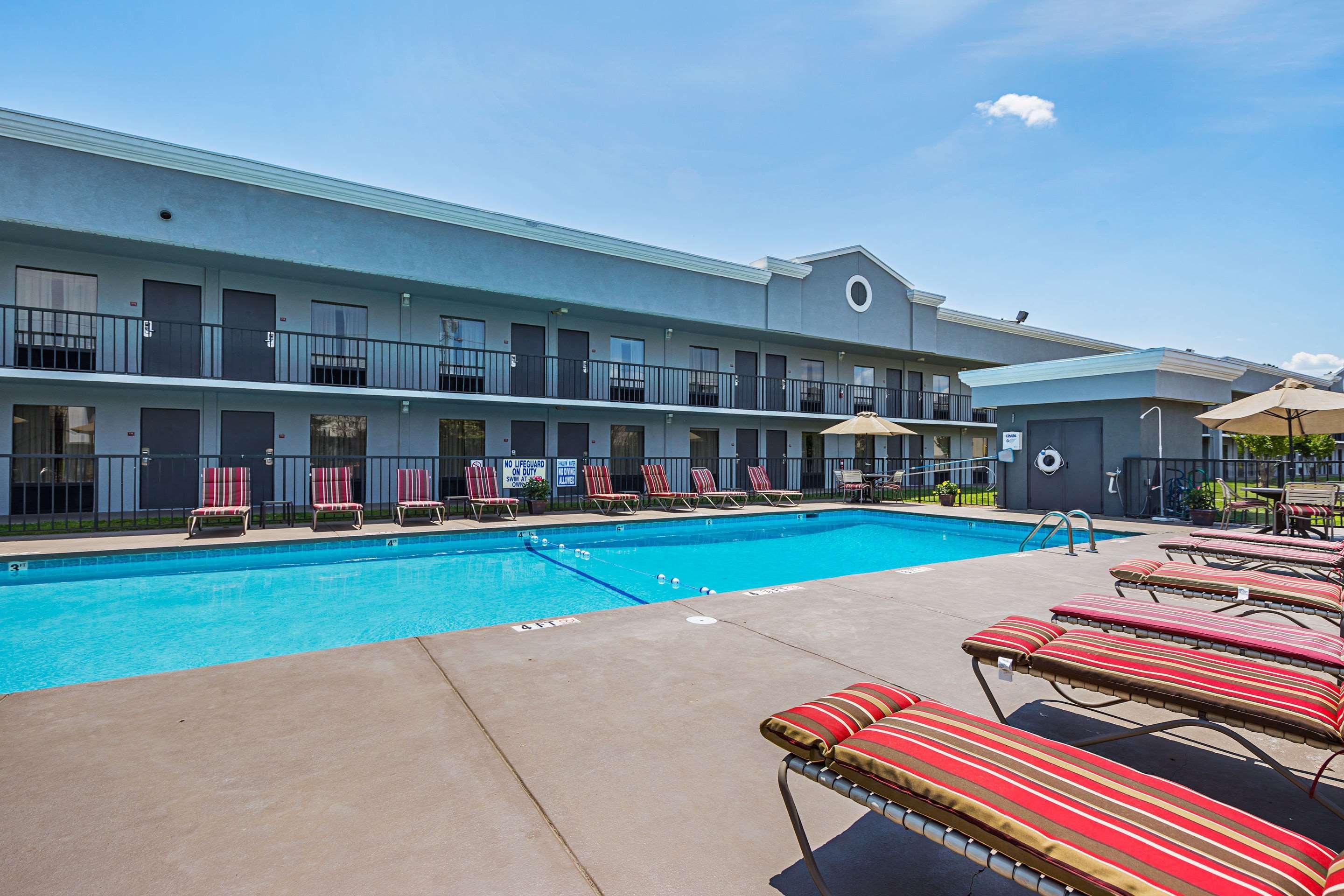 Quality Inn & Suites Greenville - Haywood Mall Ngoại thất bức ảnh