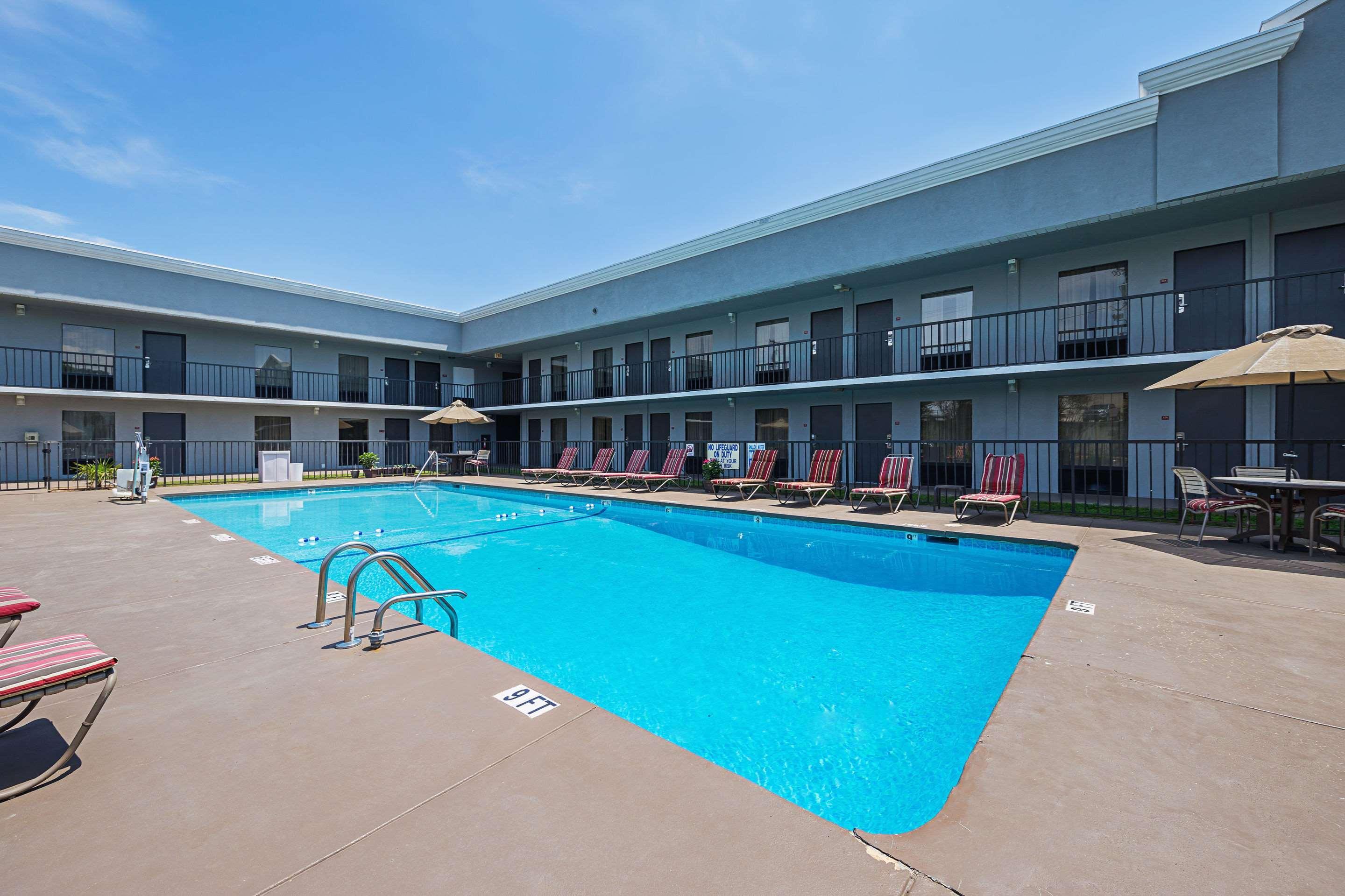 Quality Inn & Suites Greenville - Haywood Mall Ngoại thất bức ảnh