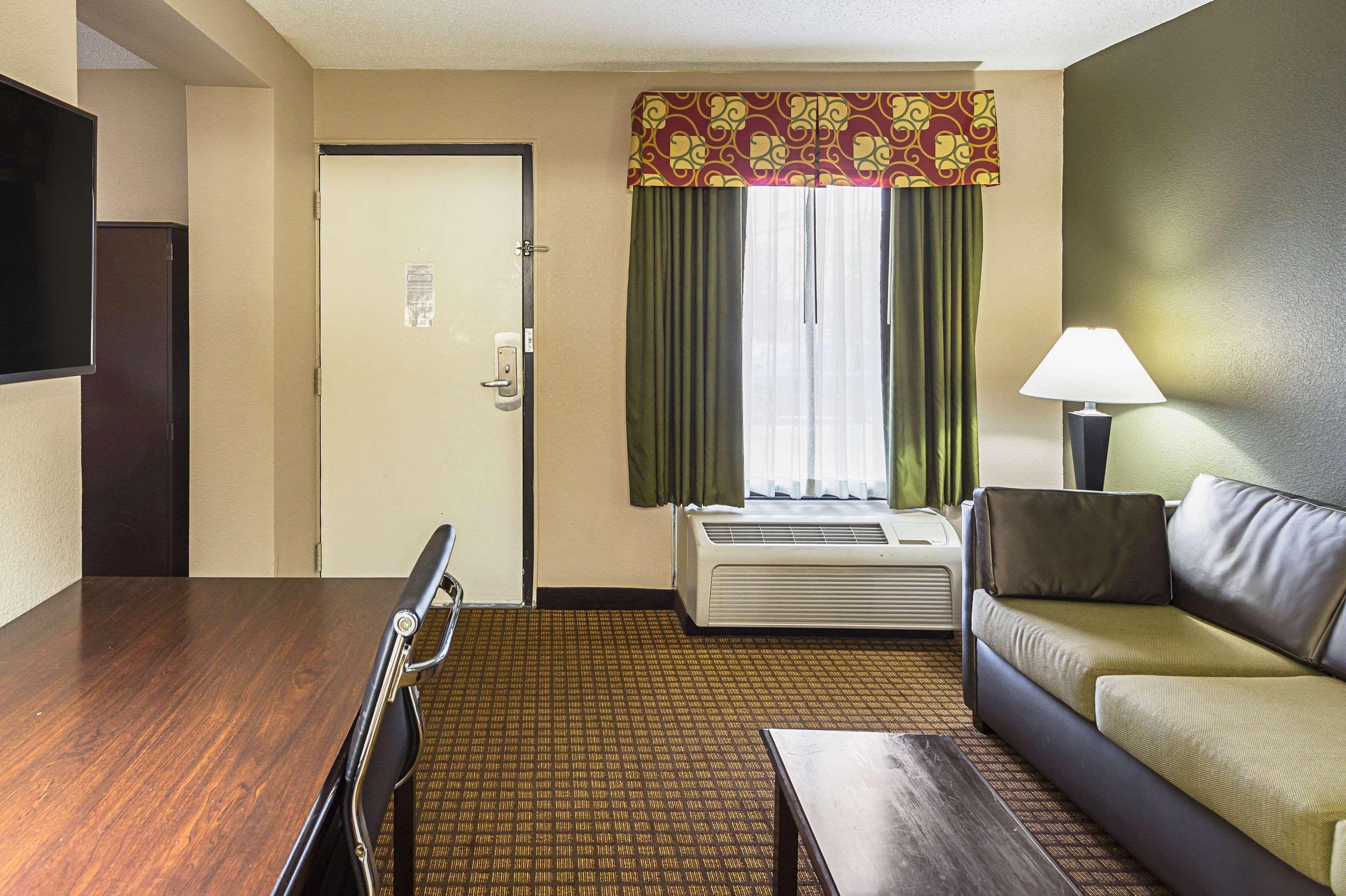 Quality Inn & Suites Greenville - Haywood Mall Ngoại thất bức ảnh