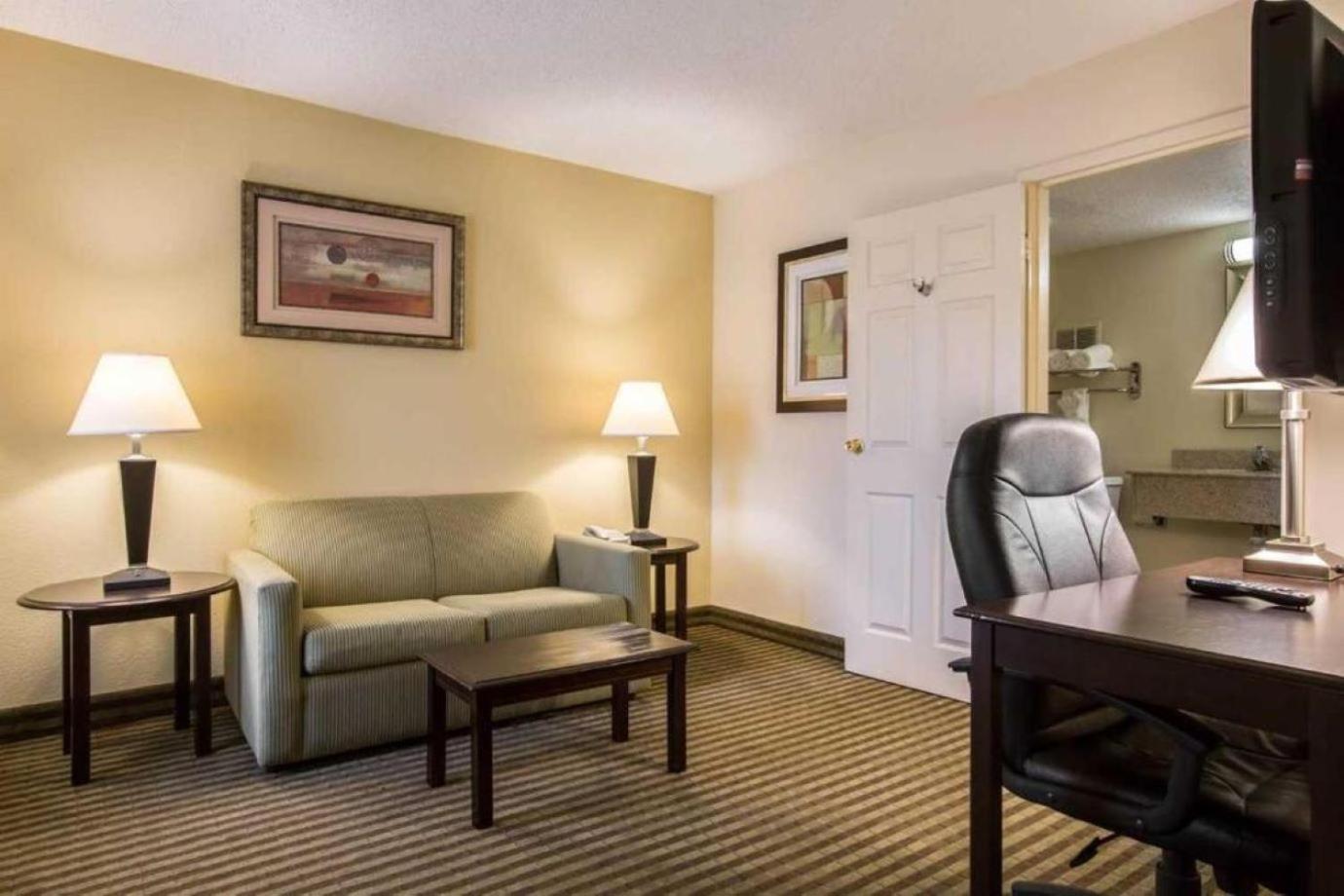 Quality Inn & Suites Greenville - Haywood Mall Ngoại thất bức ảnh