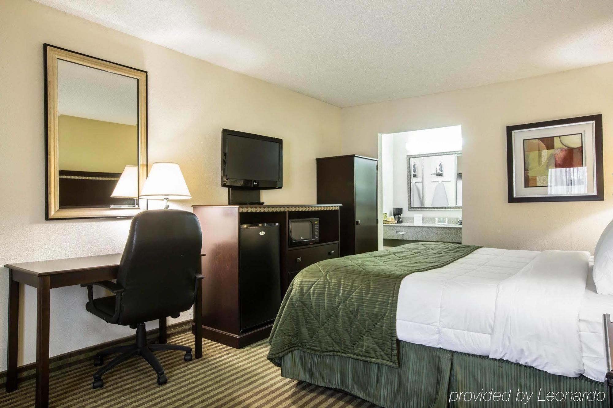 Quality Inn & Suites Greenville - Haywood Mall Ngoại thất bức ảnh