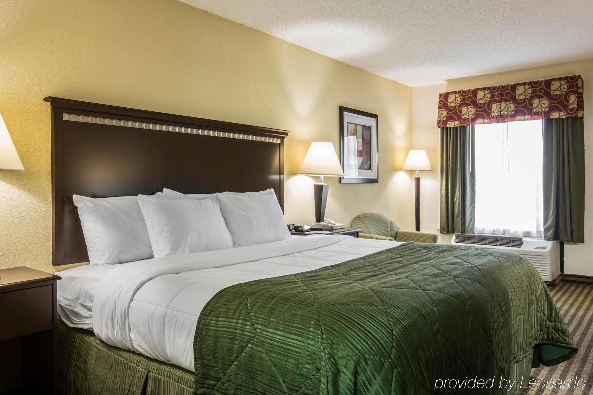 Quality Inn & Suites Greenville - Haywood Mall Ngoại thất bức ảnh