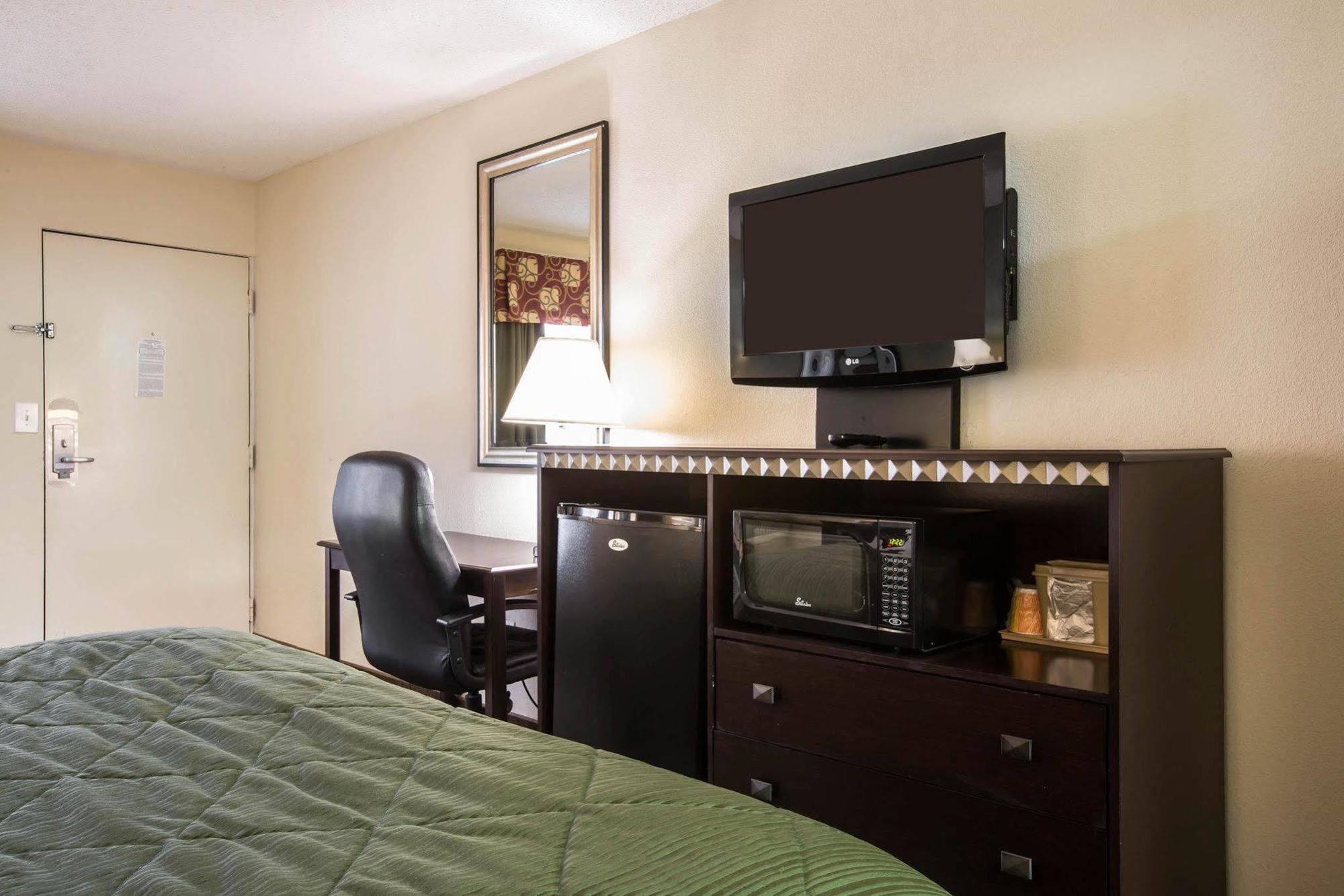 Quality Inn & Suites Greenville - Haywood Mall Ngoại thất bức ảnh
