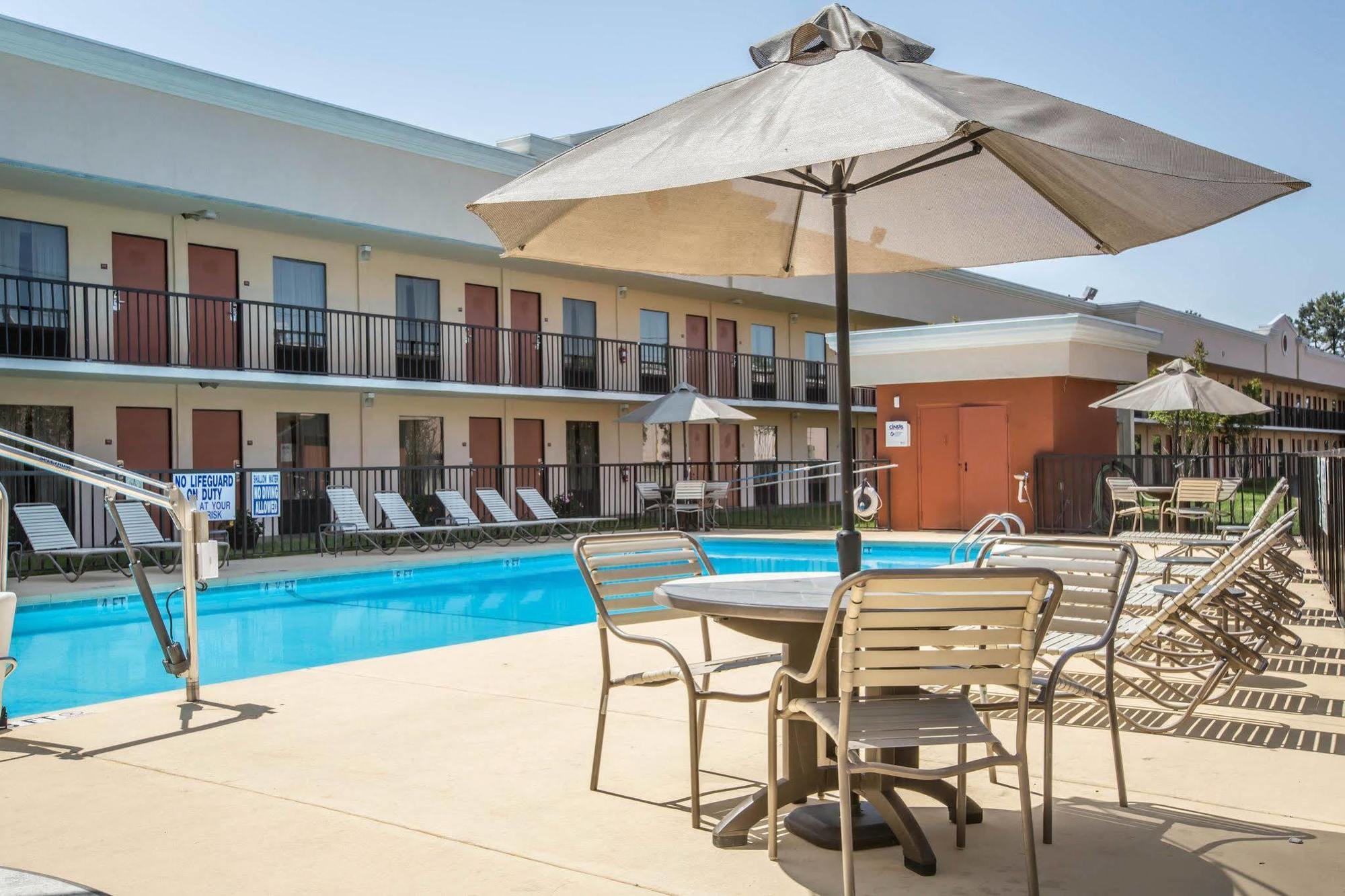 Quality Inn & Suites Greenville - Haywood Mall Ngoại thất bức ảnh